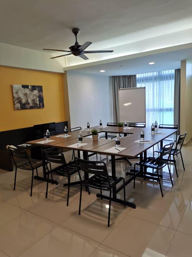 Fahrenheit Suites Bukit Bintang, Kuala Lumpur Zewnętrze zdjęcie