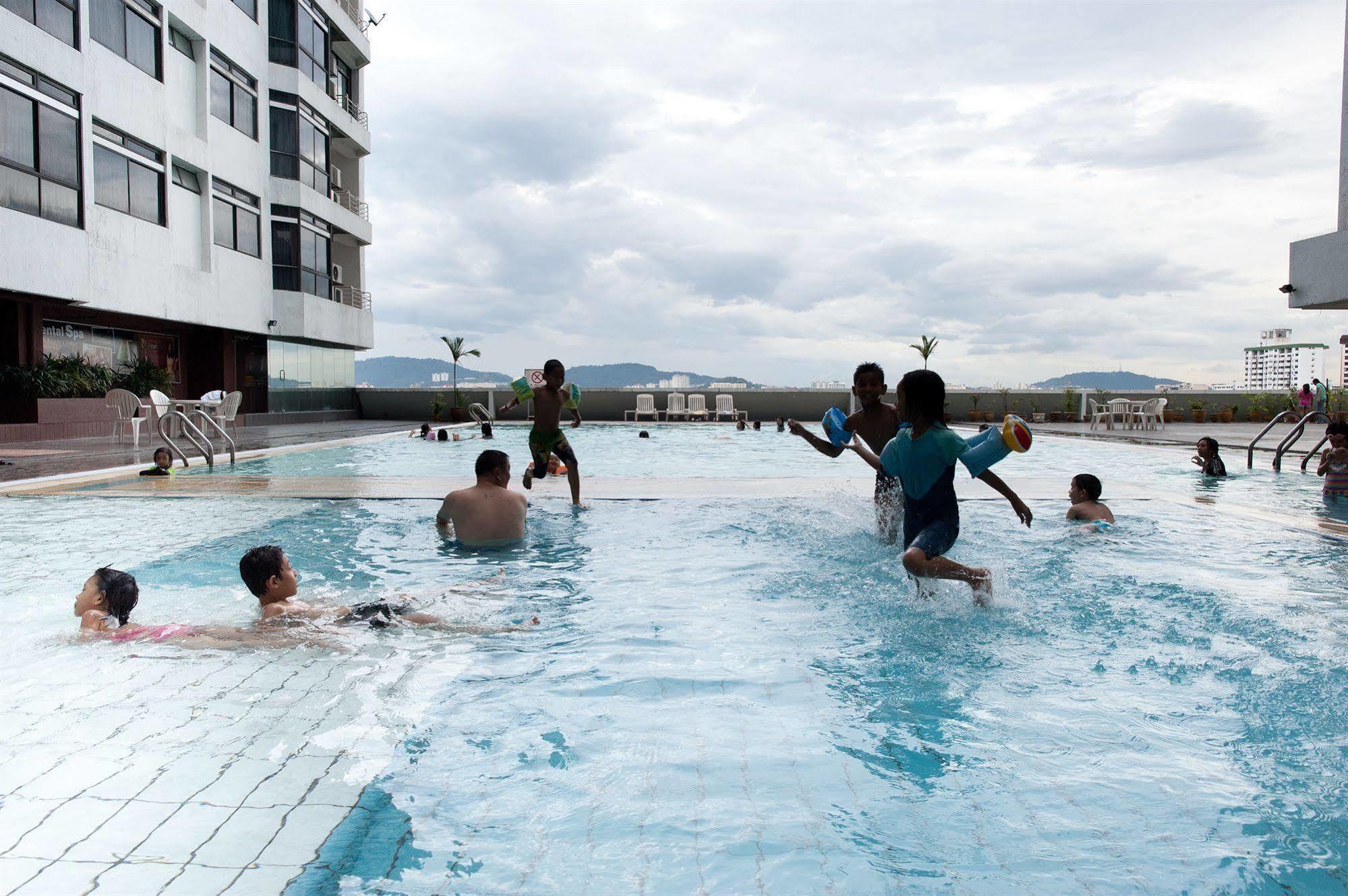 Fahrenheit Suites Bukit Bintang, Kuala Lumpur Zewnętrze zdjęcie